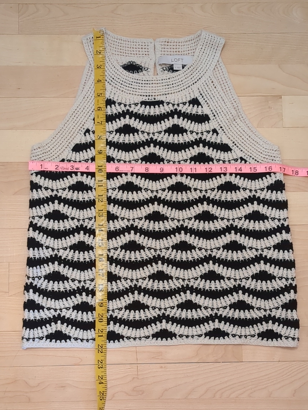 Loft Cotton Crochet Halter Top Black/Tan Size Small NWOT - Picture 6 of 9
